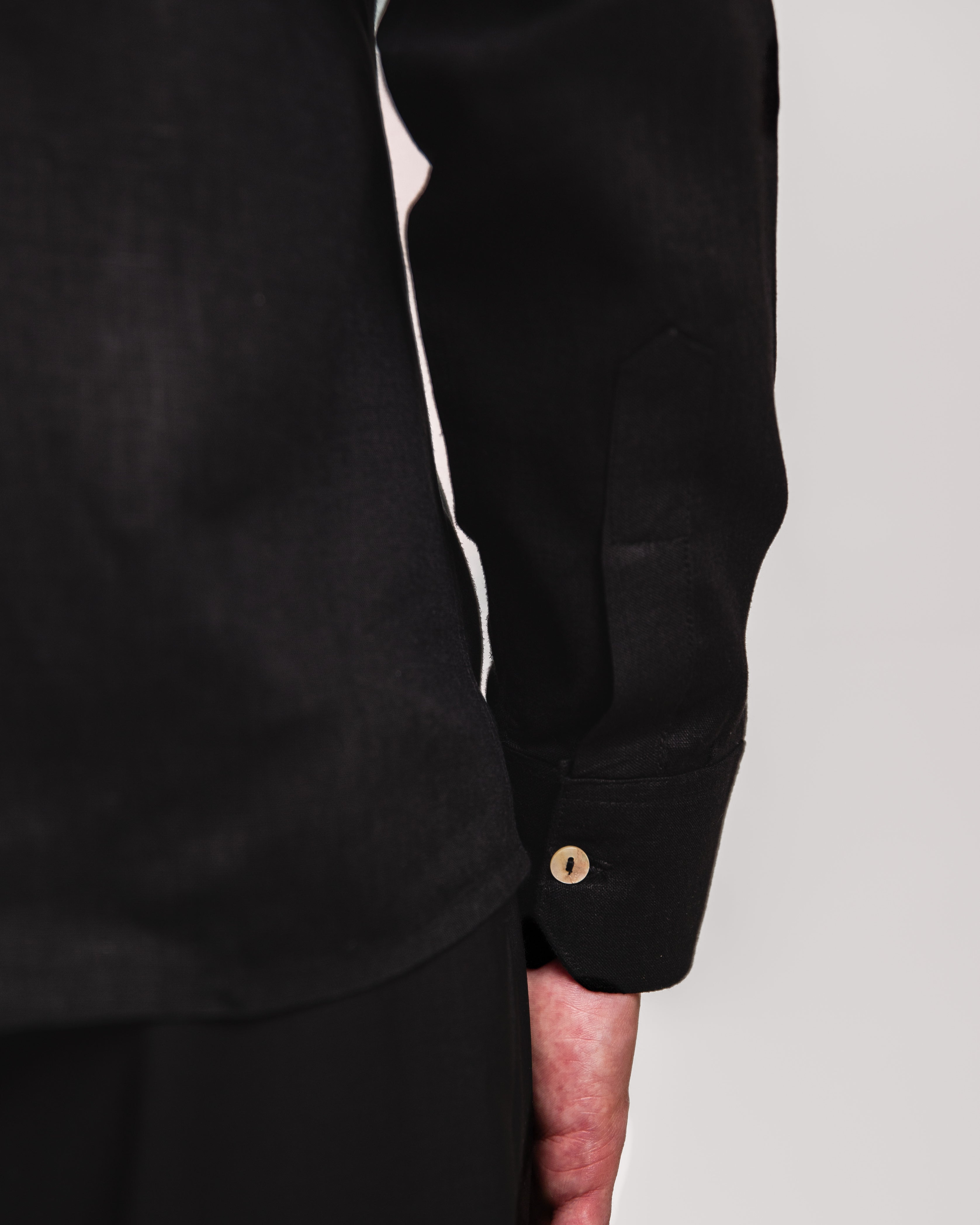 The Pensamiento Linen Shirt